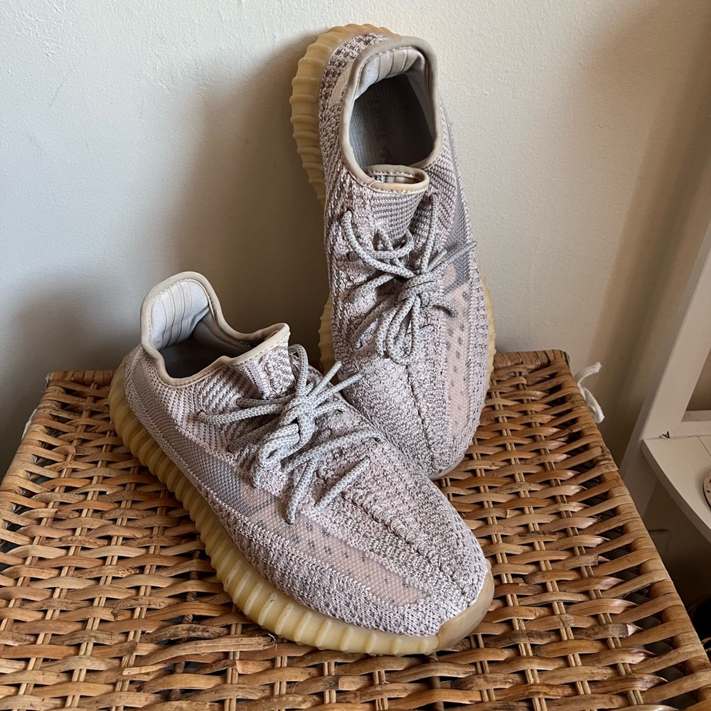 Yeezy Boost 350 V2 'Synth Reflective * Authentic*